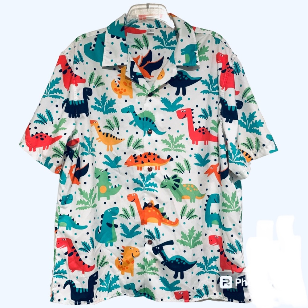 Men’s Casual Hawaiian Shirt Colorful Dinosaur Print Button Front Size Large NWOT